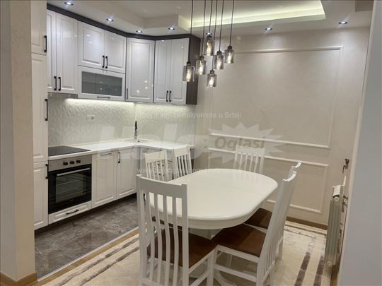 Izdajem stan Cvijiceva