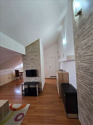 Medaković, svetao, odlična ponuda