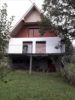 Na prodaju kuca u Prolom Banji-oaza mira u prirodi