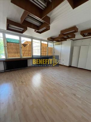 Poslovni prostor 76m² kod Tc Big