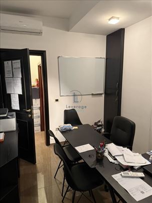 Poslovni prostor, Dimitrija Tucovića, 15 m2