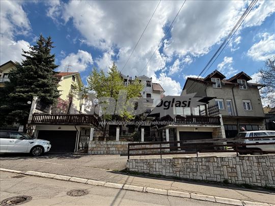 Prodaja kuće na Banjici