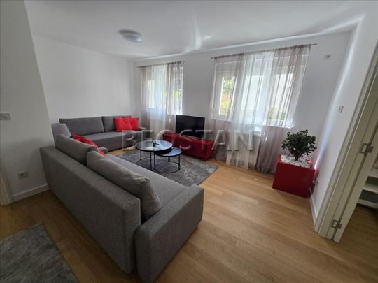 Širi centar - Karaburma garaza #67236