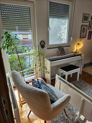 2.5 stan sa baštom 30m² – Petlovo brdo