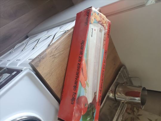 Aparat za zavarivanje folija