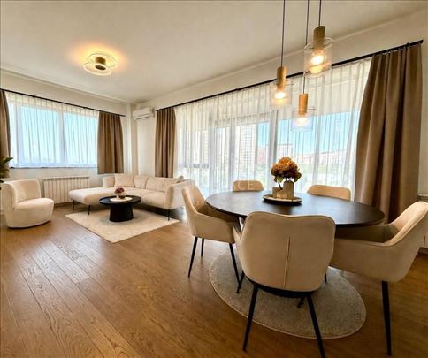 Bw Sole - Izuzetan stan sa prostranom terasom, uga