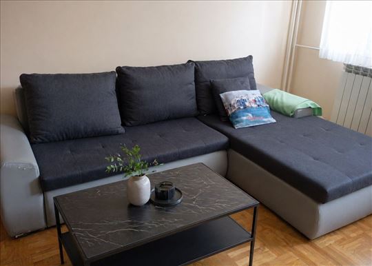 Emmezeta ugaona klizna garnitura desna