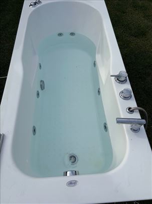 Flory hidromasazna (Djakuzi) kada 