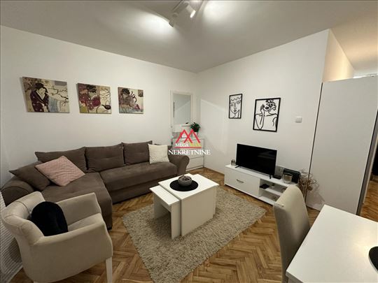 Jednoiposoban stan - 40m2 - Spens