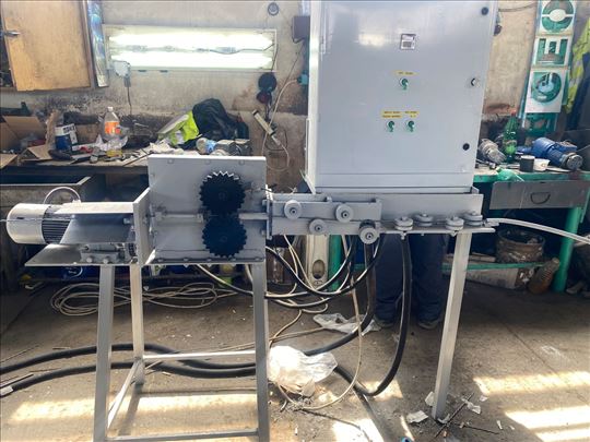 Masina za GRIFOVANO pletivo