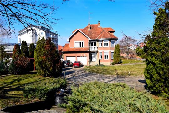 Rakovica, Miljakovac 3, Miljakovačke livade, 382m2
