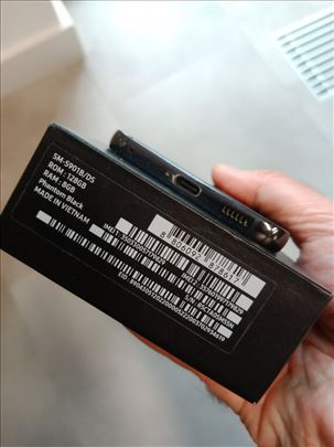 Samsung S22 8/128GB esim, kutija, extra povoljno