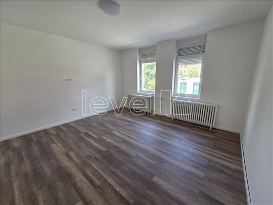 Stan,Petrovaradin,Petrovaradin,kv: 79.00