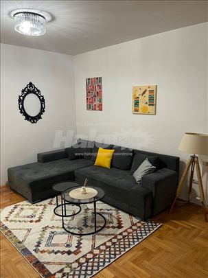 TOP - Vracar, Hram, 52m2, namesten - useljiv odmah