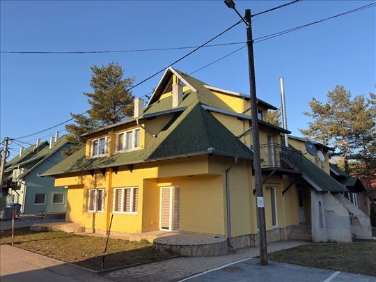 Divčibare zgrada sa 8 stanova