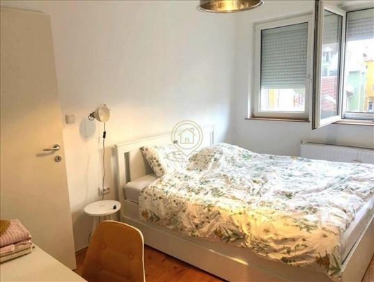 Dvosoban stan 45 m², Rotkvarija, Novi Sad, 2. spra