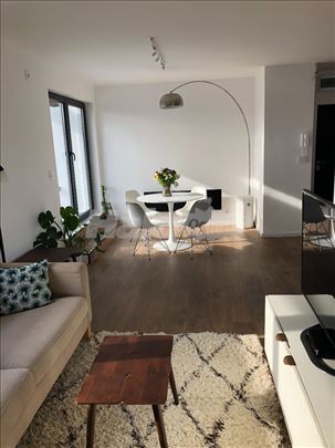 Dvosoban stan, Dorćol, 43m2, velika terasa