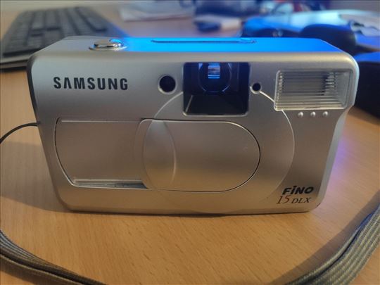 fotoaparat samsung fino 15 DLX