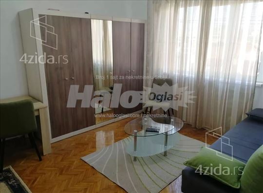 Garsonjera 27m2 Vračar