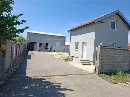 Hala170m2 Zemun Grmovac +kanc. prostor 70m2