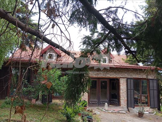 Imanje u radkos zelenila