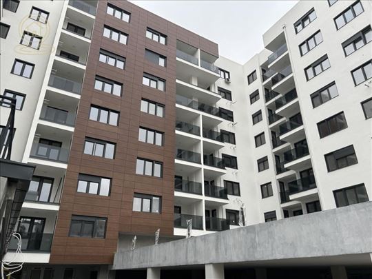 Izdaje se moderan stan 55m² na 3 minuta od centra
