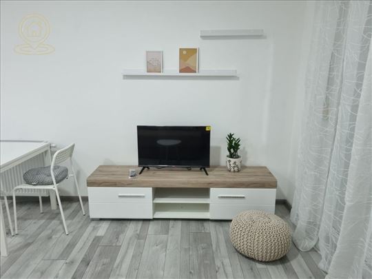 Izdaje se nameštena garsonjera - Futoška 28m2