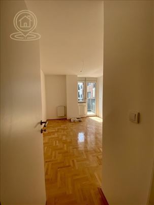 Izdaje se premium stan 50m² – Dušanova ulica