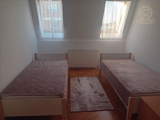 Izdavanje Stanova Novi Sad, Dvosoban Stan 55m2 Cen