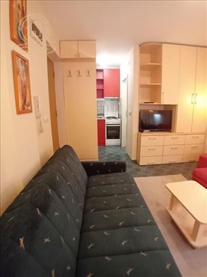 Izdavanje stanova Novi Sad, Nova Detelinara. Izdaj