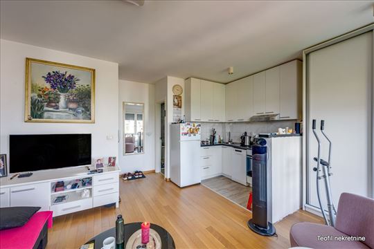 Kajmakčalanska,Crveni Krst-30+L mogućnost Garaže !