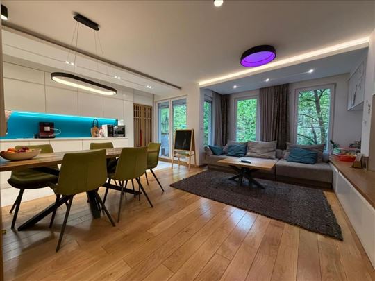 Kompletno renoviran stan na C Krstu ID#2668