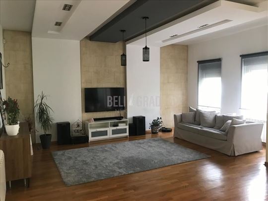 Lux kuća 300 kvm, Geteova