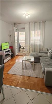 Novi Sad – Dvosoban stan 38 m², Grbavica, novograd