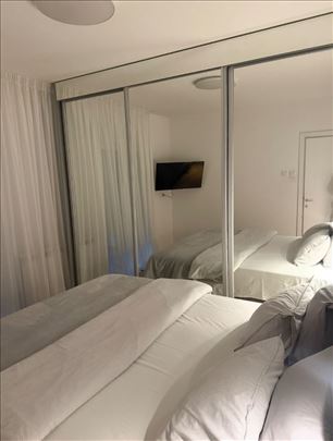 Ormar Garderober ugradni