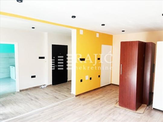 Medaković,Branka Šljivića,3.5,80m2+dve terase #451