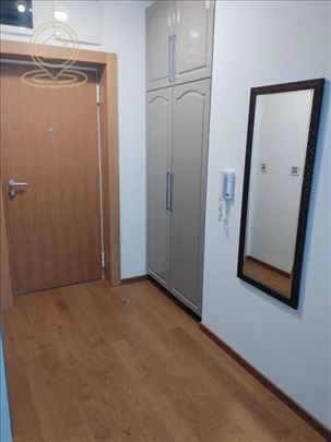 Prodaja garsonjere – 29m2, namešteno, nova zgrada,