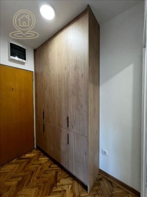 Prodaja jednosobnog stana 22 m2 – Banatić, Novi Sa