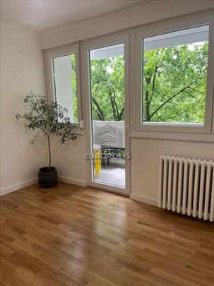 Prodaja kompletno renoviran 2.5, Save Kovačević ID