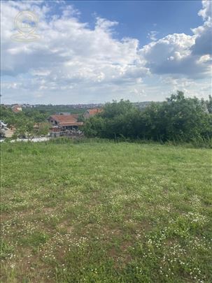 Prodaja placa Zvezdara – 13 ari, asfaltni prilaz,