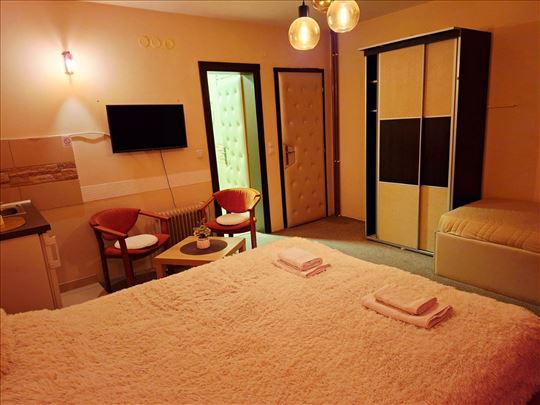 Prodaje se apartman u Ribarskoj Banji