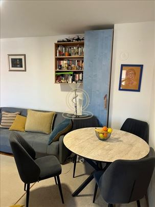 Prodaje se trosoban stan na Novom Naselju - 62m2