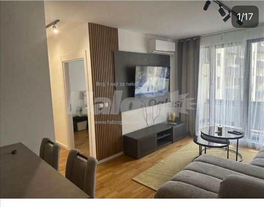 Svetao LUX opremljen stan u Sunnyvillu