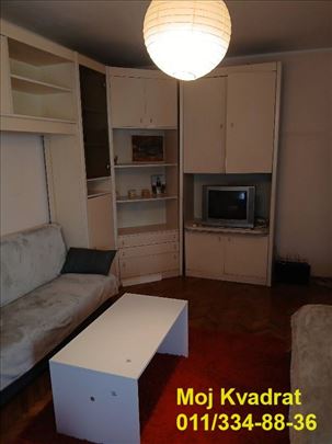 Zvezdara, Vukov spomenik - Jovana Ćirilova
