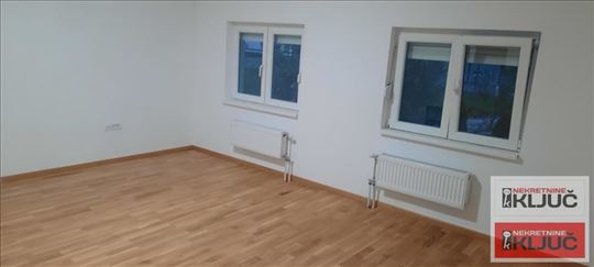Adice, 71m2, Četvorosoban, Nov, Usejliv