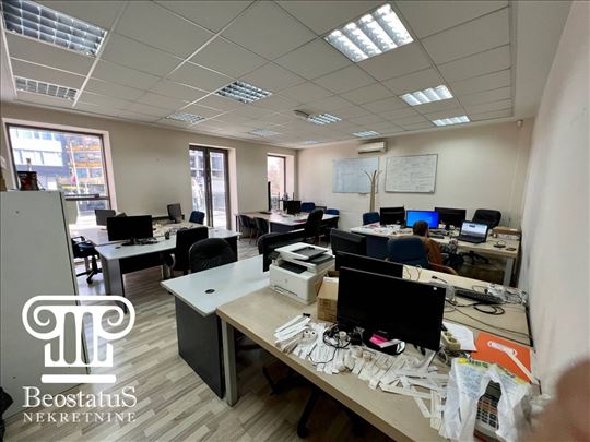 Centar, Brankova, 216m2, 5 kanc. I spr+terasa 100