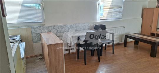 Iznajmljujem stan u centru Lazarevca