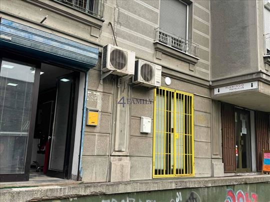 Lokal, Klinički centar, 25m2, uknjižen