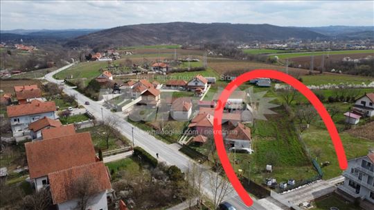 Plac na prodaju- Topola-Oplenac
