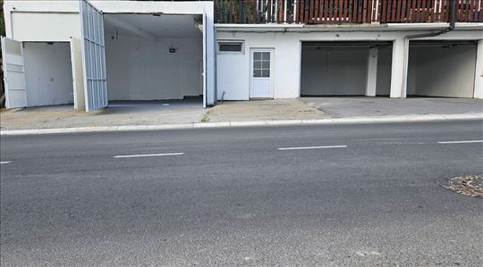 Višenamenski lokal sa parkingom, TOP LOKACIJA